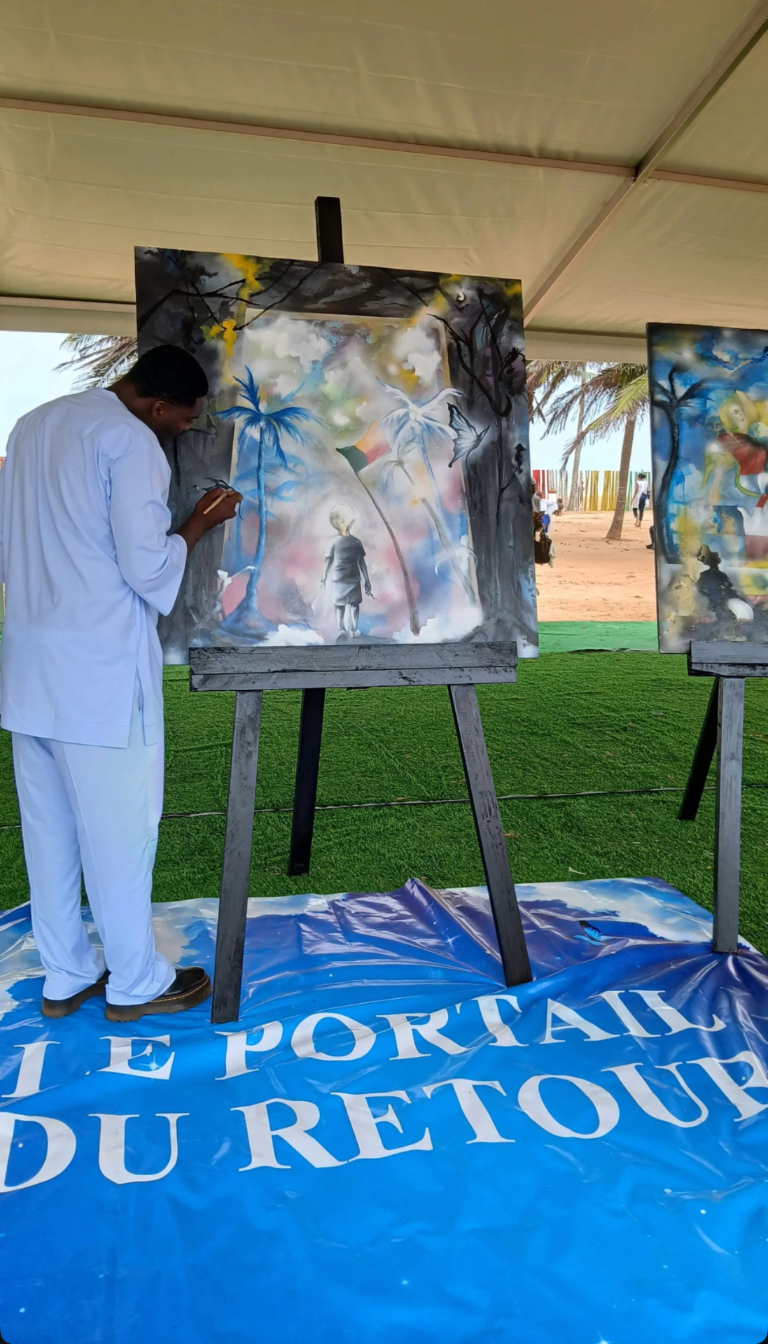 Live painting on the beach, Bénin