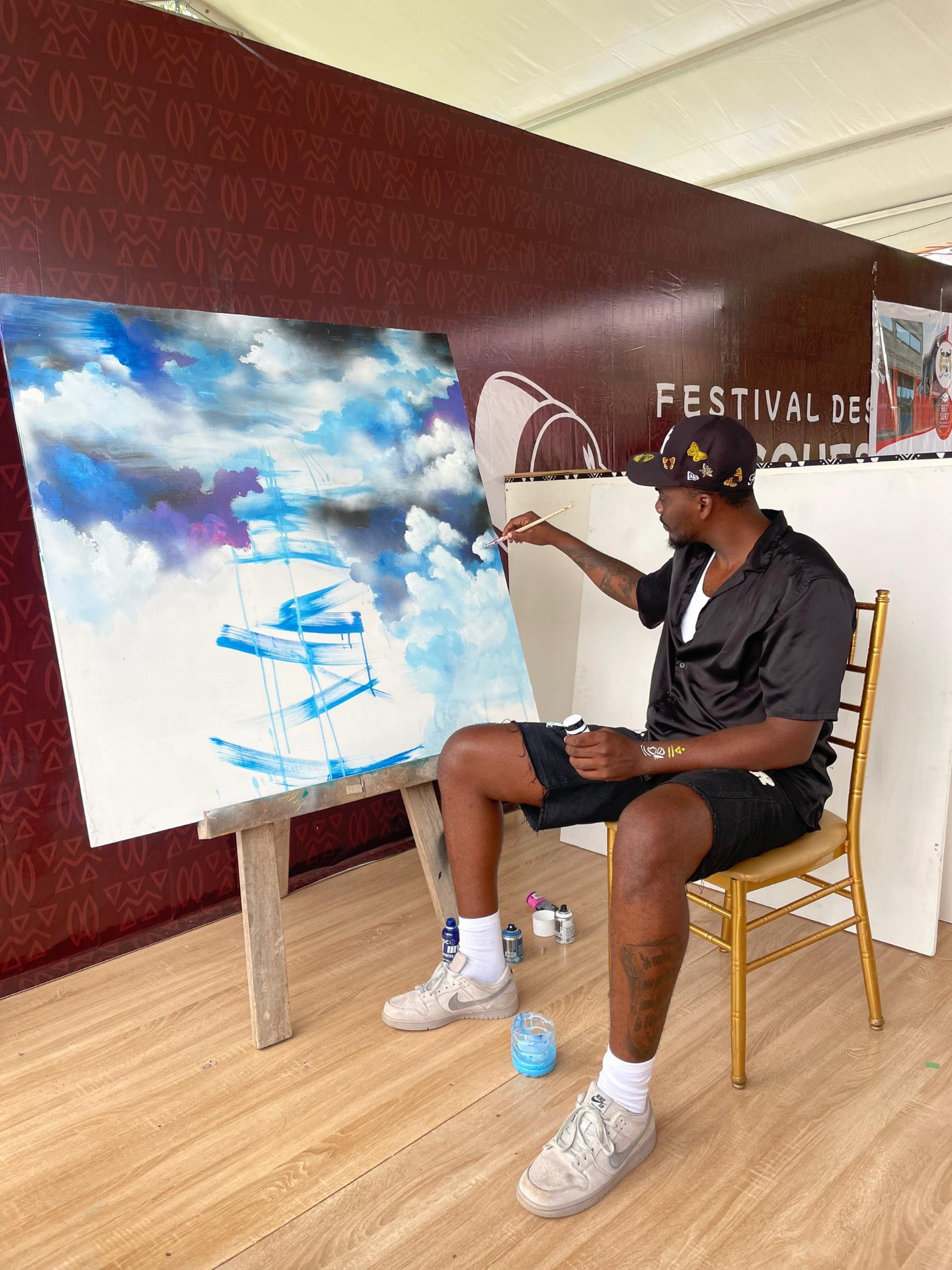 Festival des Masques · clouds